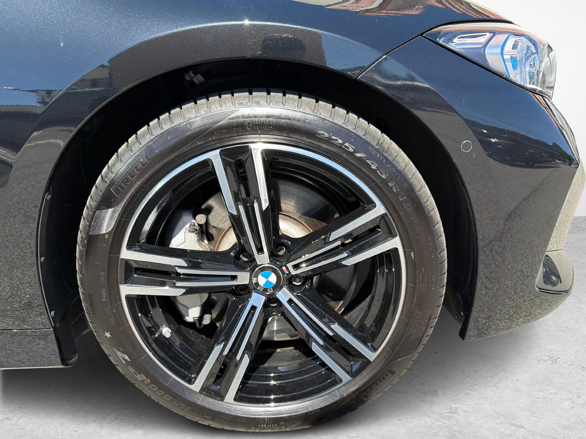 BMW 330d xDrive-image-14