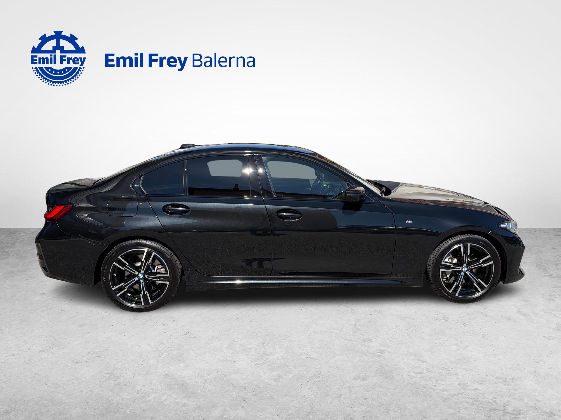 BMW 330d xDrive-image-7