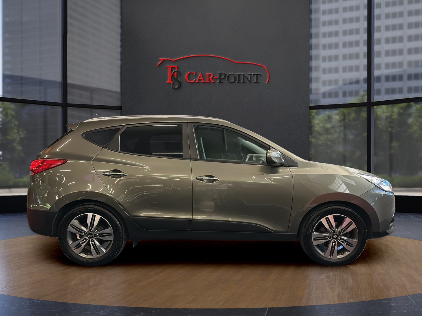 HYUNDAI iX 35 2.0 CRDi Premium 4WD Automatic-image-5