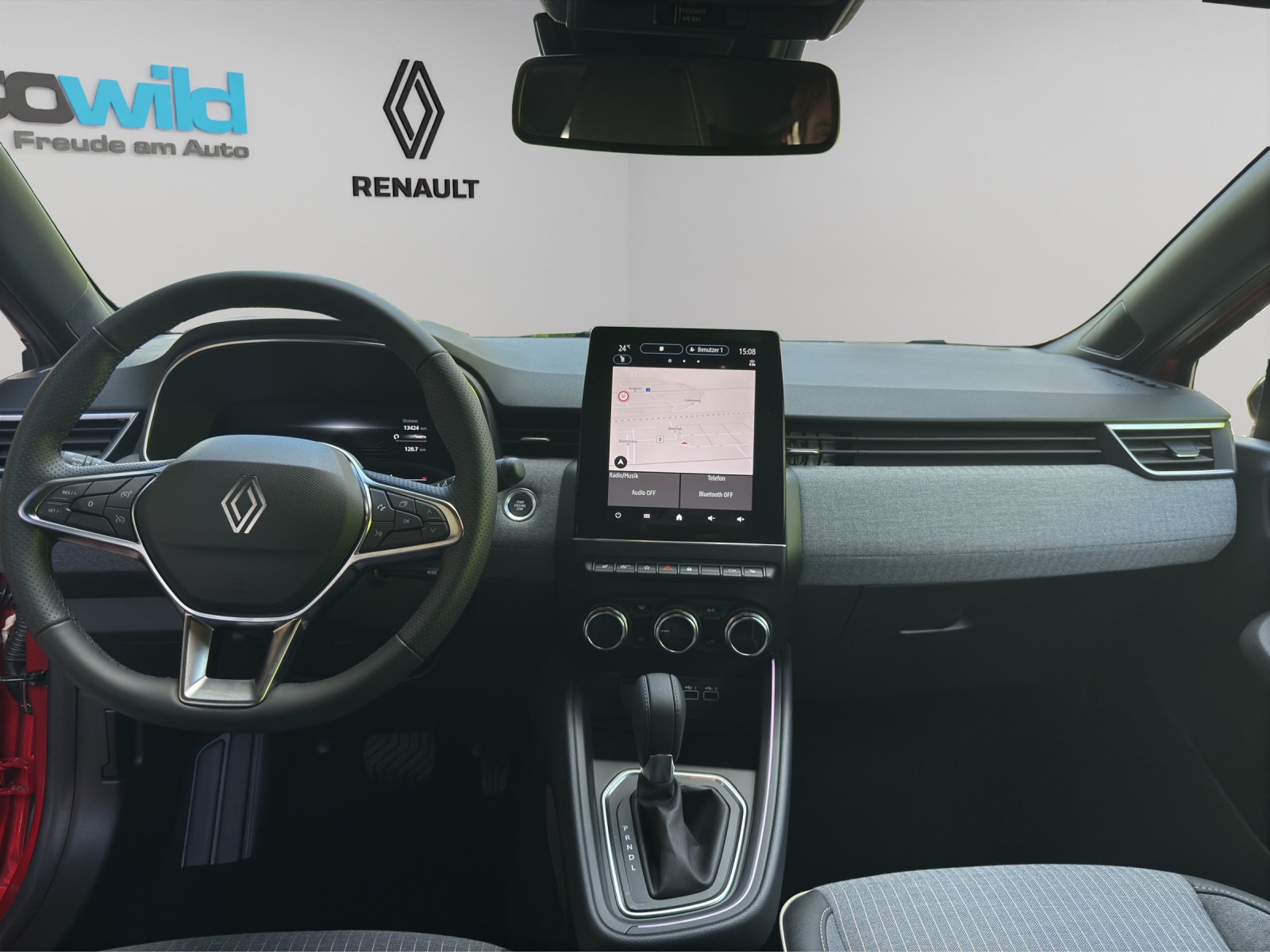 RENAULT Clio 1.0 Techno X-Tronic-image-2