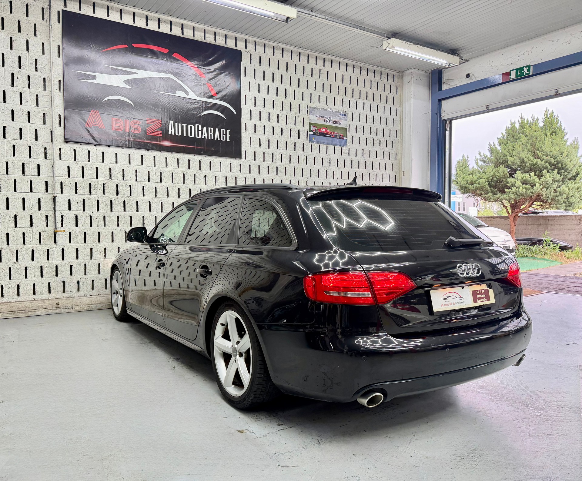 AUDI A4 Avant 3.0 TDI quattro tiptronic-image-11