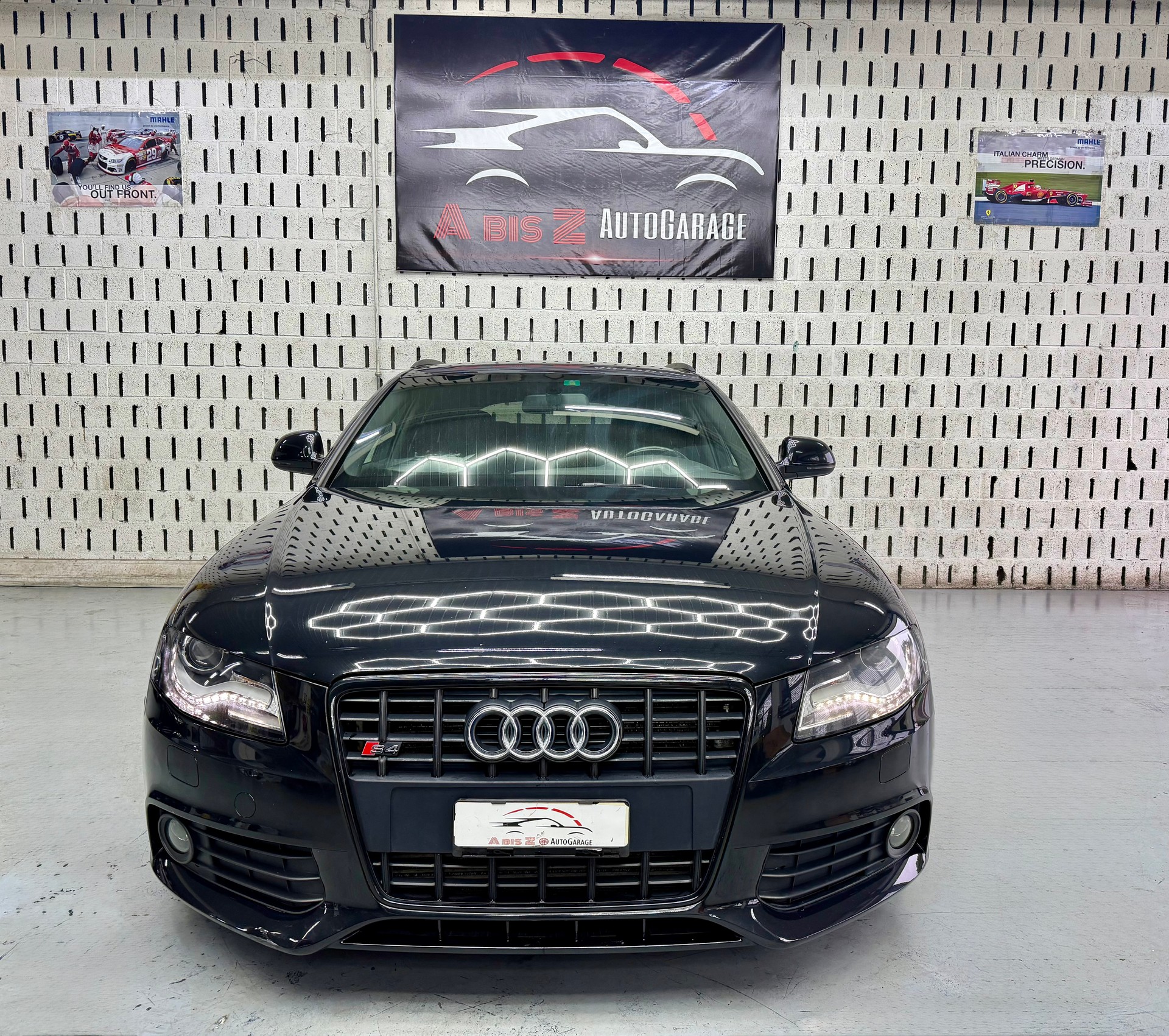 AUDI A4 Avant 3.0 TDI quattro tiptronic-image-1