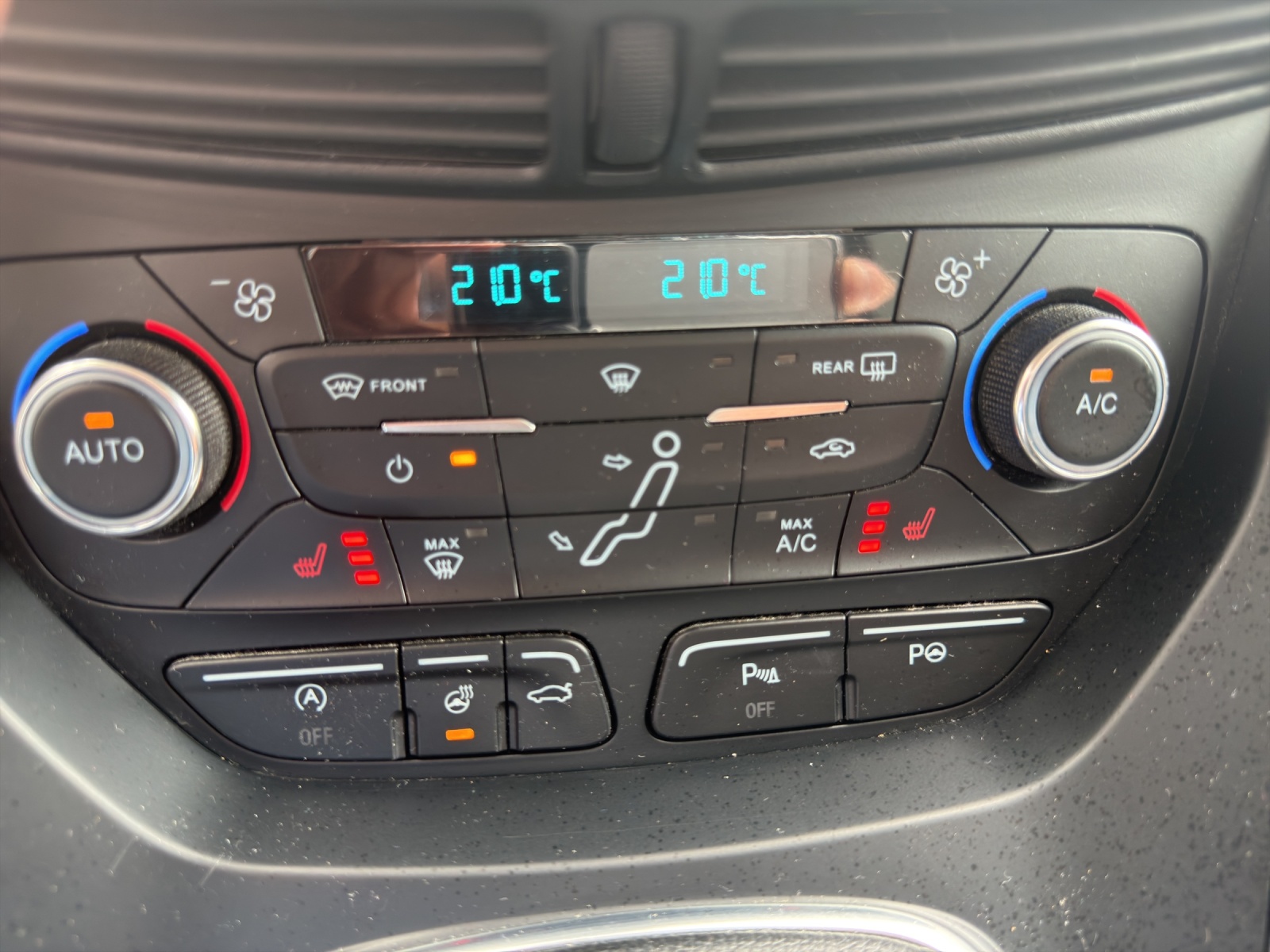 FORD C-Max 1.0 SCTi Sport-image-27