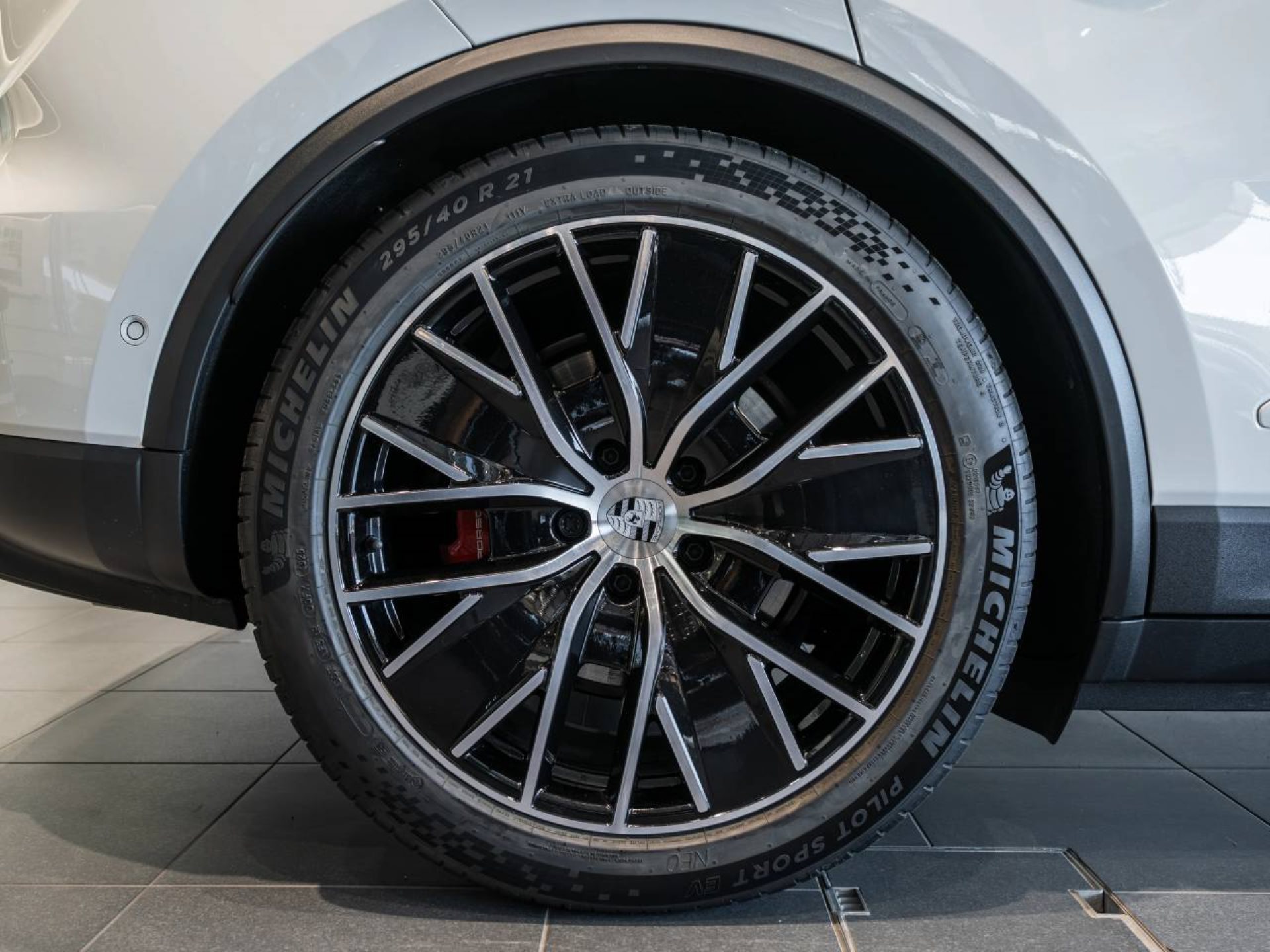 PORSCHE Macan 4S-image-31