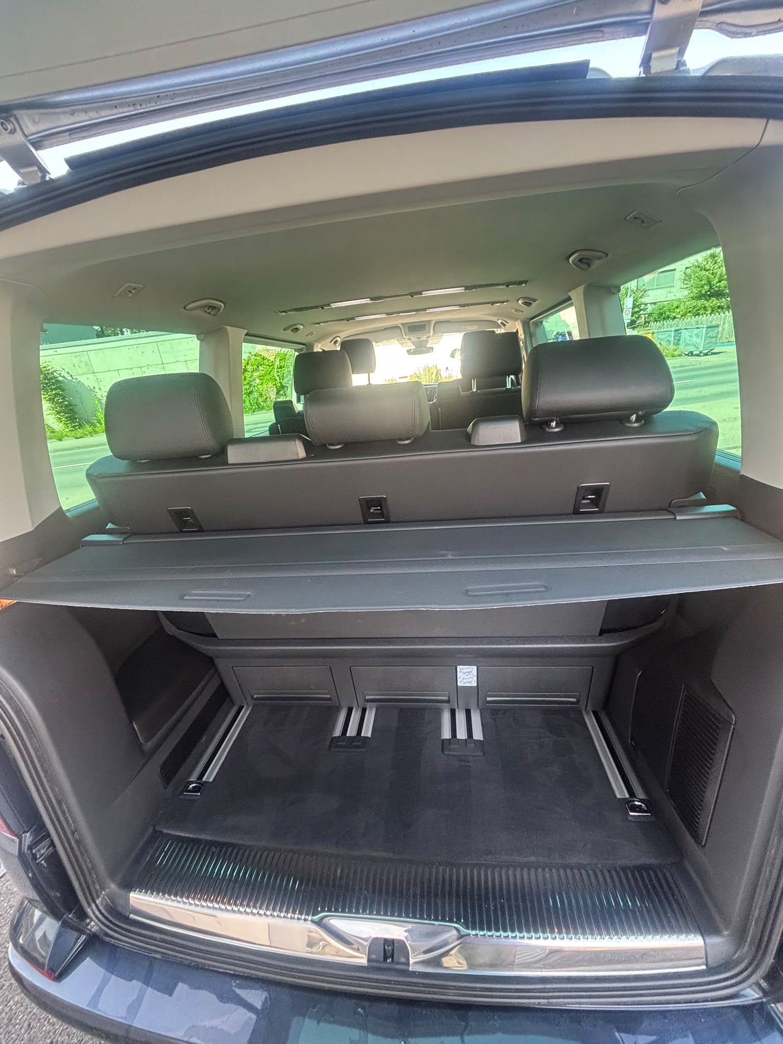 VW T6.1 Multivan 2.0 Bi-TDI Highline Liberty 4Mot. DSG-image-12
