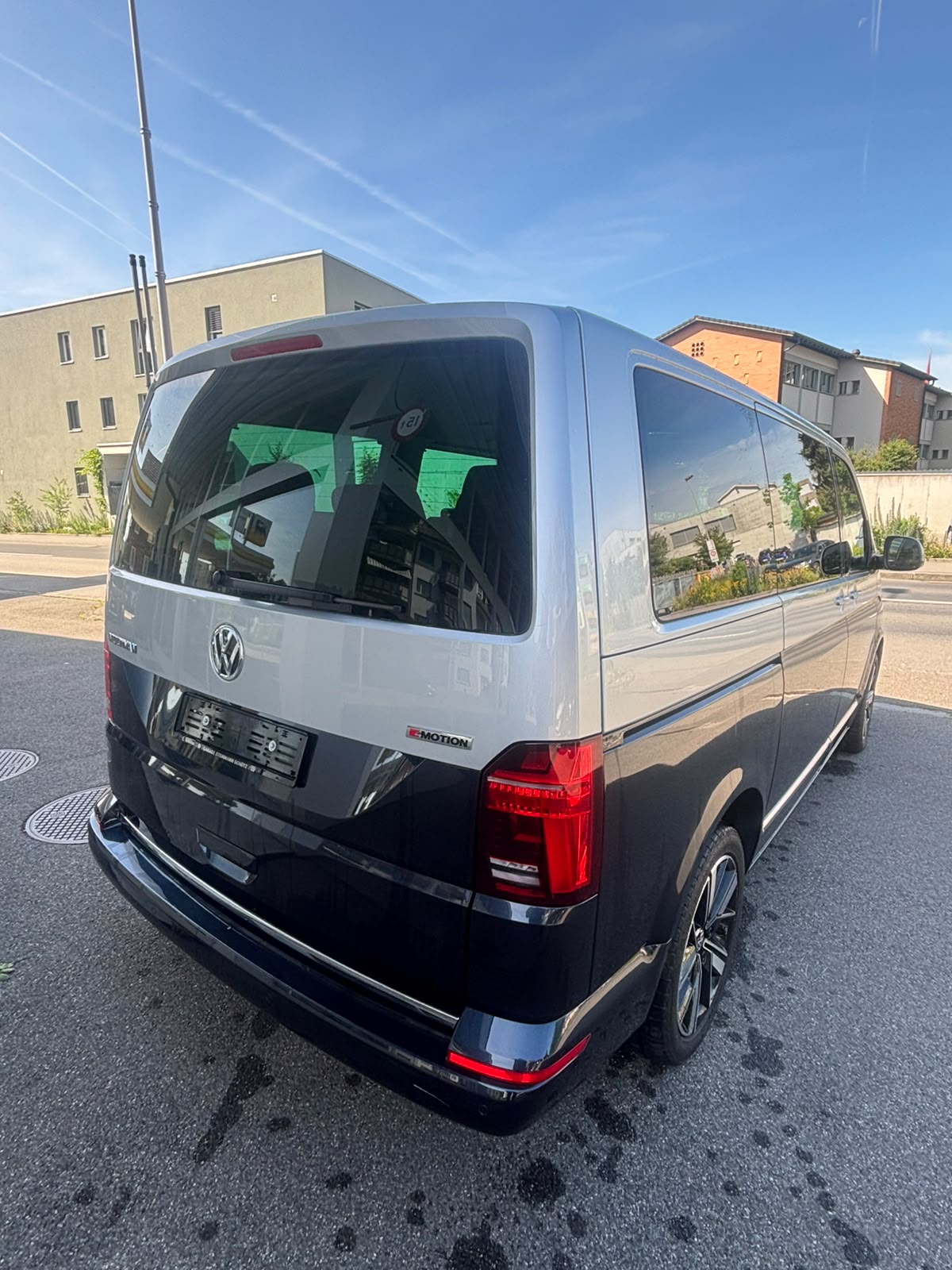 VW T6.1 Multivan 2.0 Bi-TDI Highline Liberty 4Mot. DSG-image-8