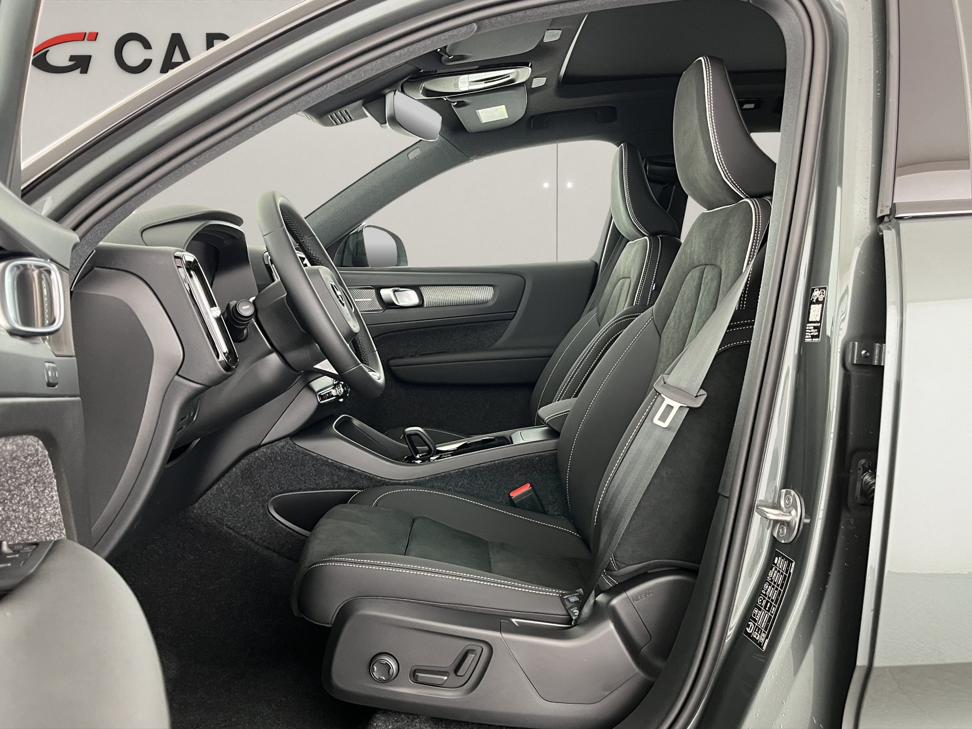 VOLVO EX40 Twin Performance Ultra AWD-image-12
