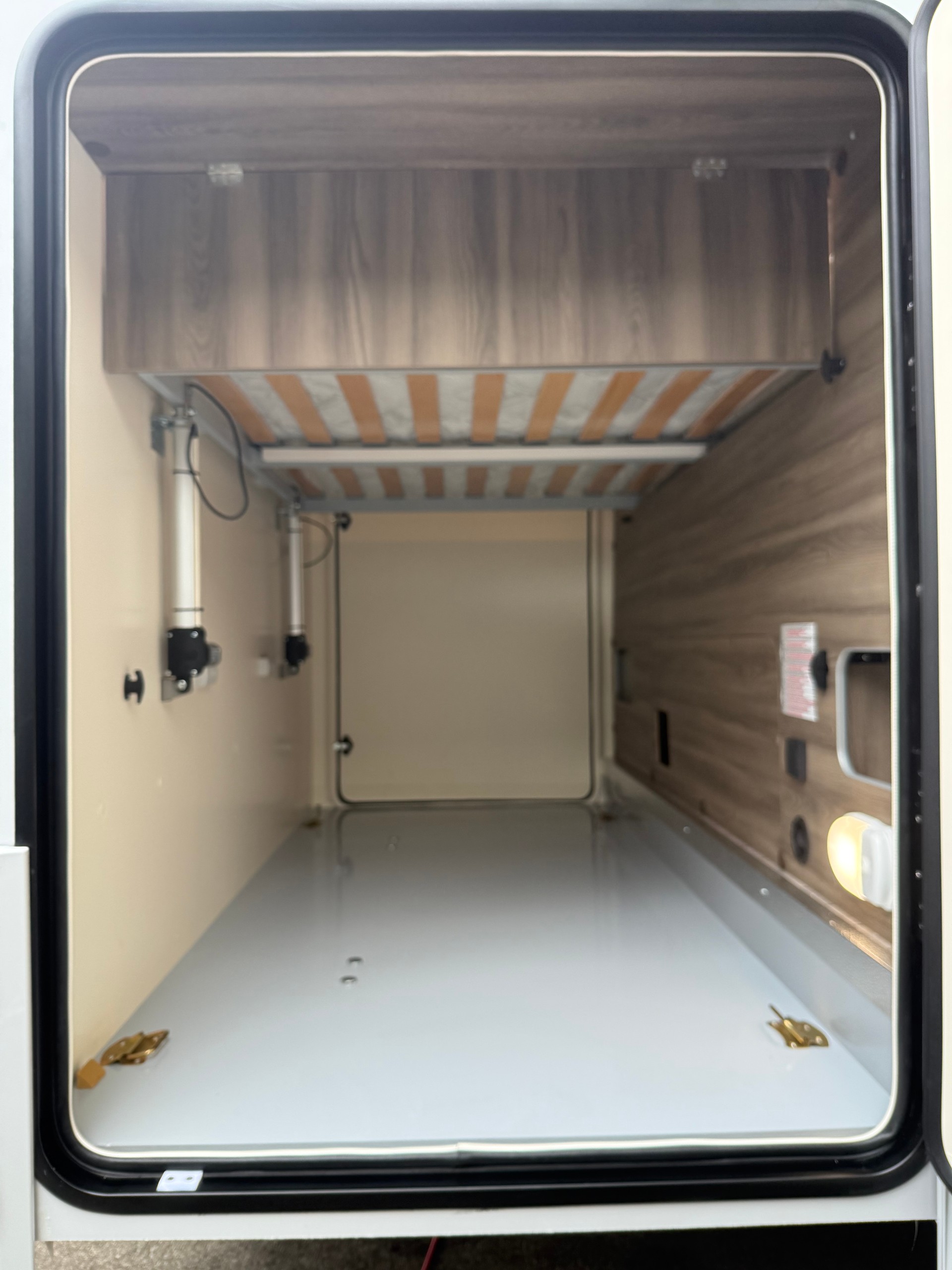 ROLLER TEAM Kronos 265TL, Ford Transit 2.0TDCi 165PS Automat-image-16