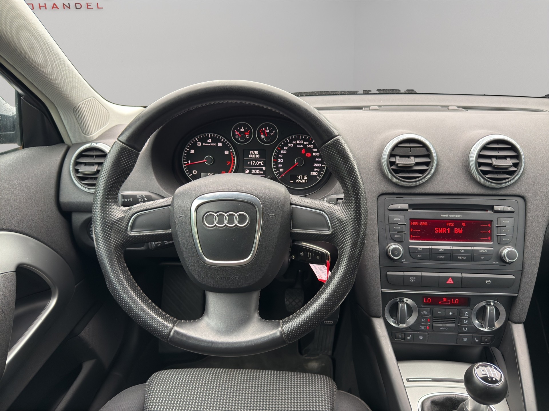 AUDI A3 1.8 TFSI Attraction quattro-image-14
