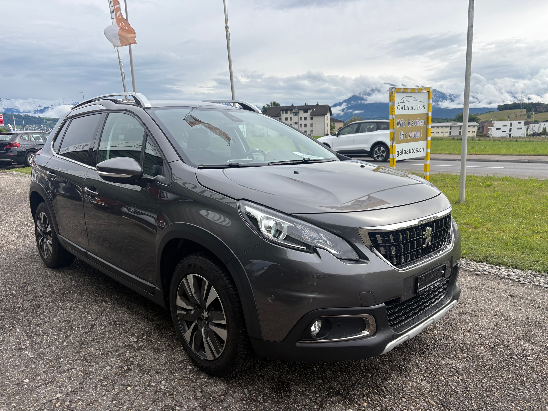 PEUGEOT 2008 1.5 BlueHDi Allure EAT-image-2