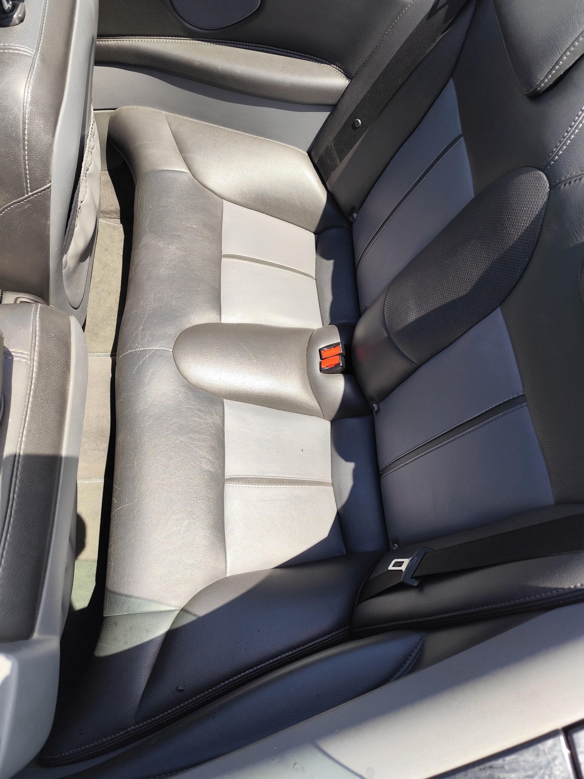 SAAB 9-3 2.0 Anniversary-image-12