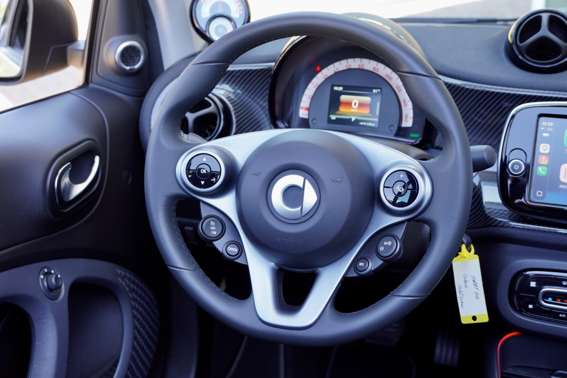 SMART fortwo EQ prime (incl. battery)-image-16