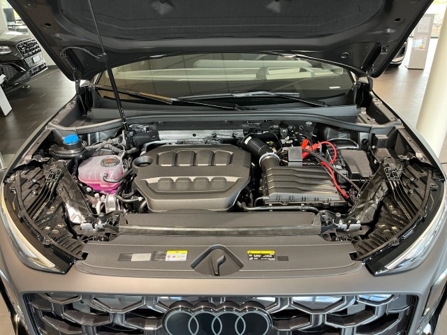 AUDI Q3 Sportback TFSI quattro 195 kW S tronic-image-17