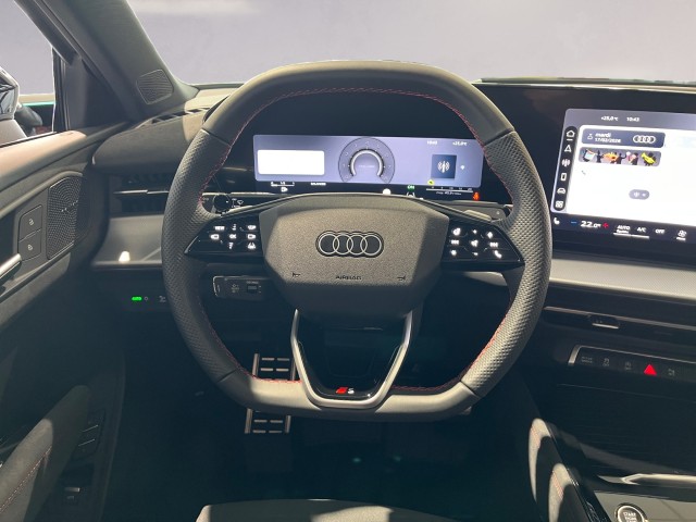 AUDI Q3 Sportback TFSI quattro 195 kW S tronic-image-10