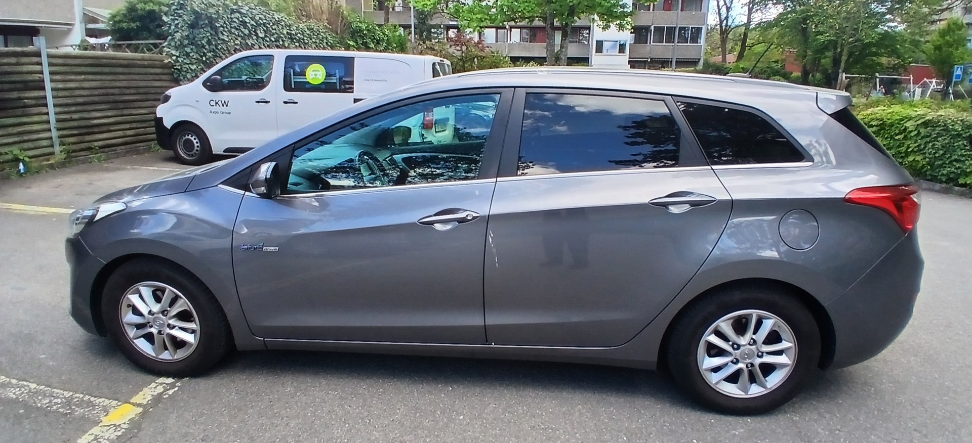 HYUNDAI 1.6 CRDi Comfort-image-4