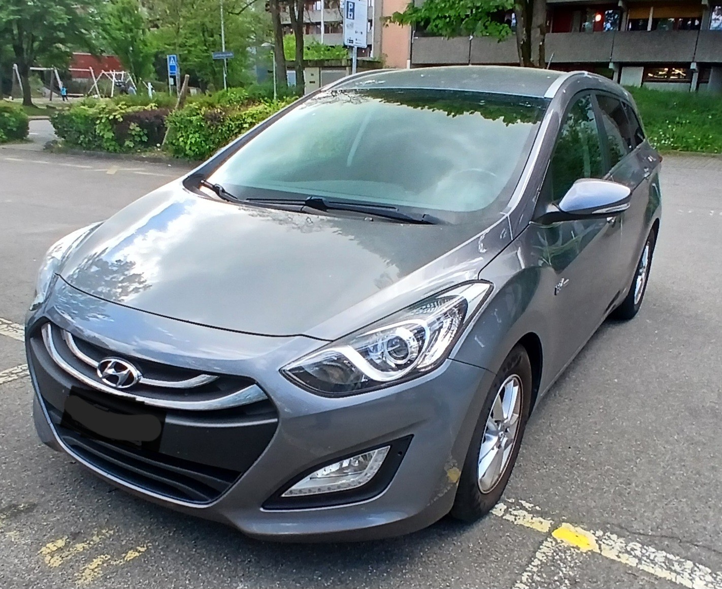 HYUNDAI 1.6 CRDi Comfort-image-1