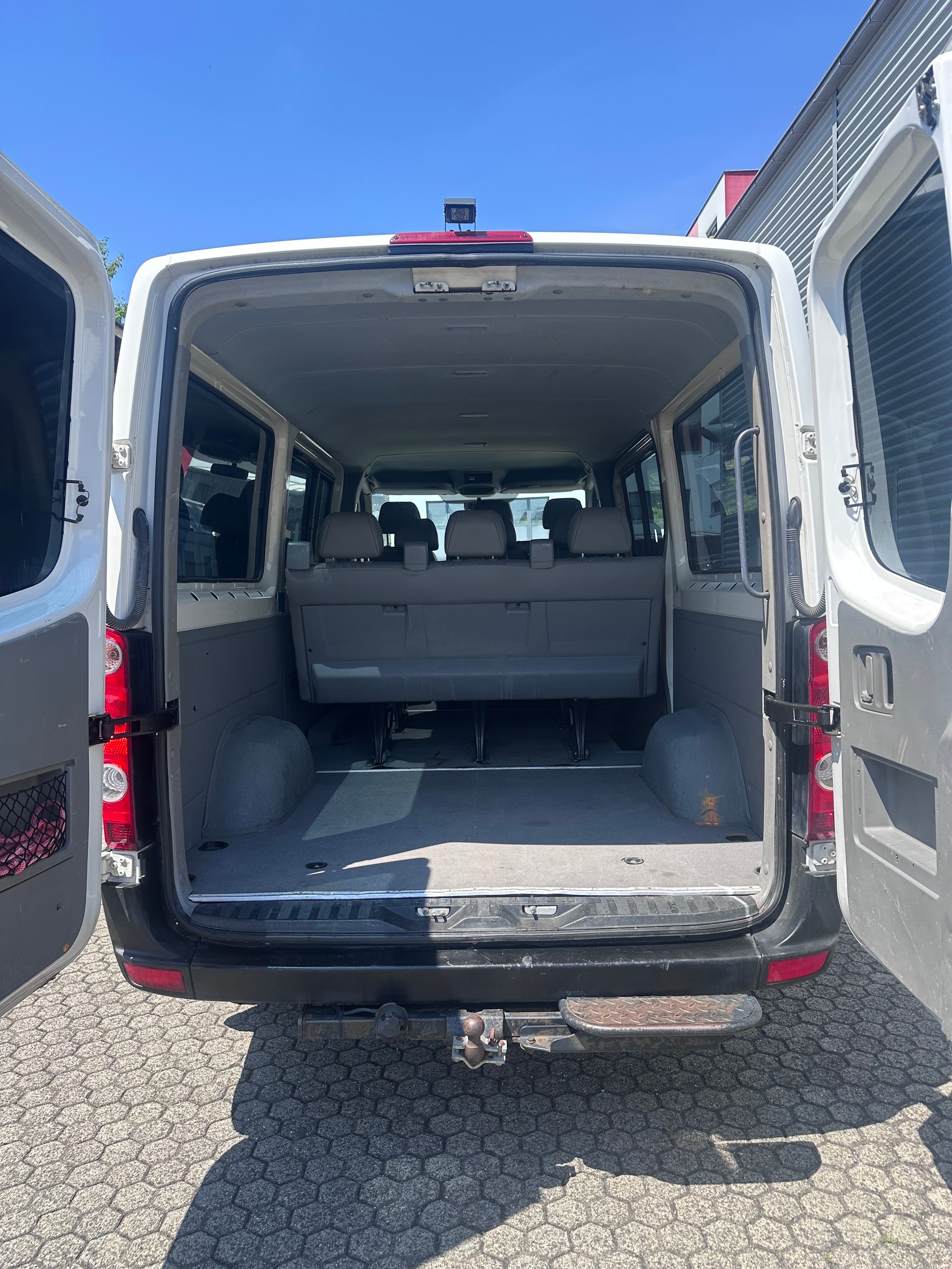 VW Crafter 35 2.5 TDI 109 PS, Standheizung, Klima, 9 Sitz Plätze, Rückfahrtkamera-image-7