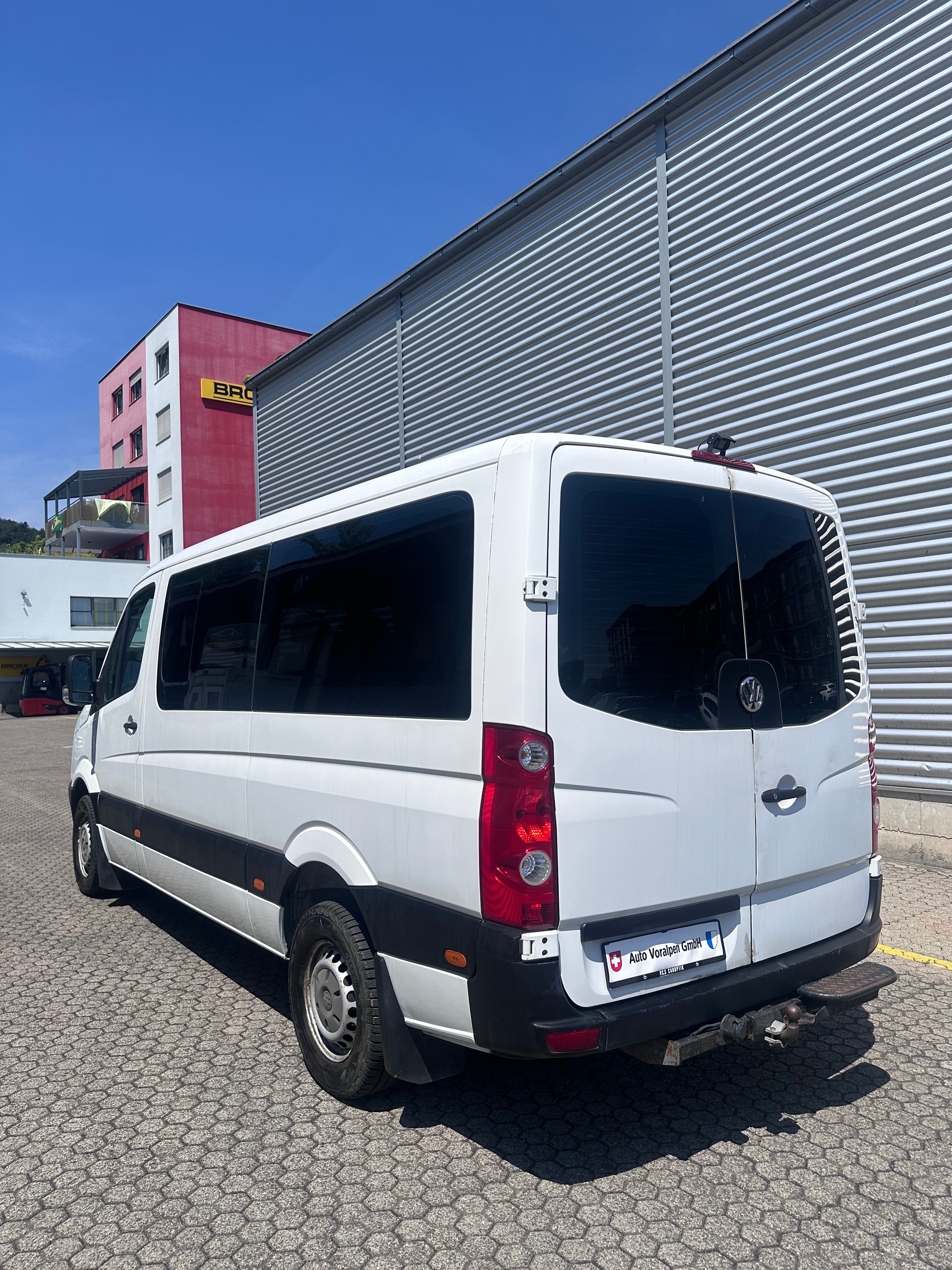 VW Crafter 35 2.5 TDI 109 PS, Standheizung, Klima, 9 Sitz Plätze, Rückfahrtkamera-image-5