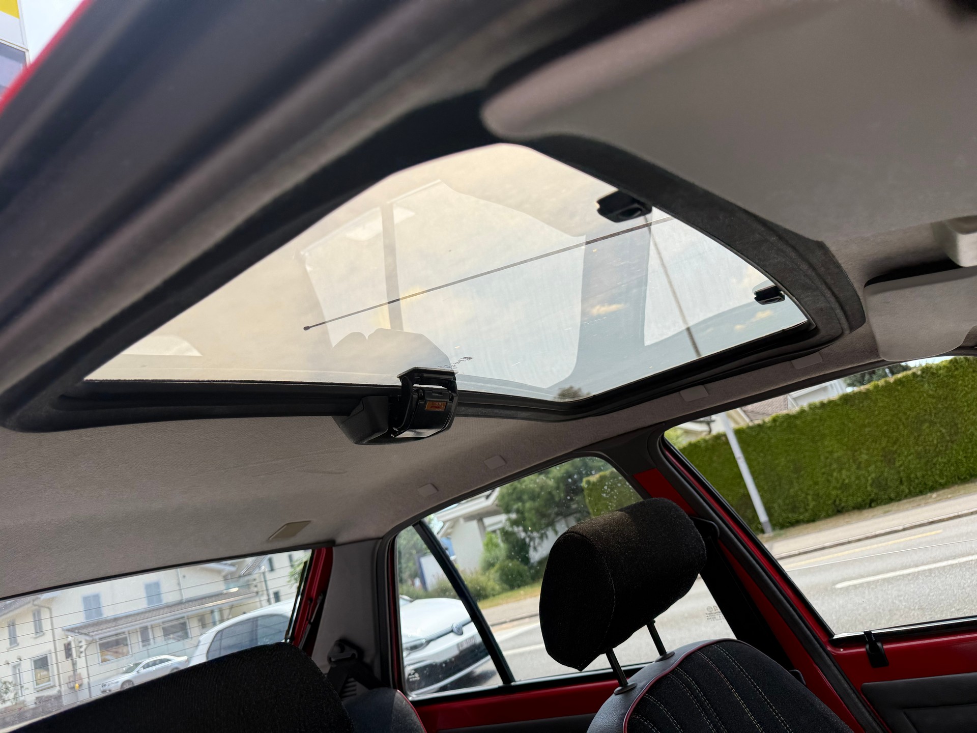 PEUGEOT 205 1.1 Look-image-9
