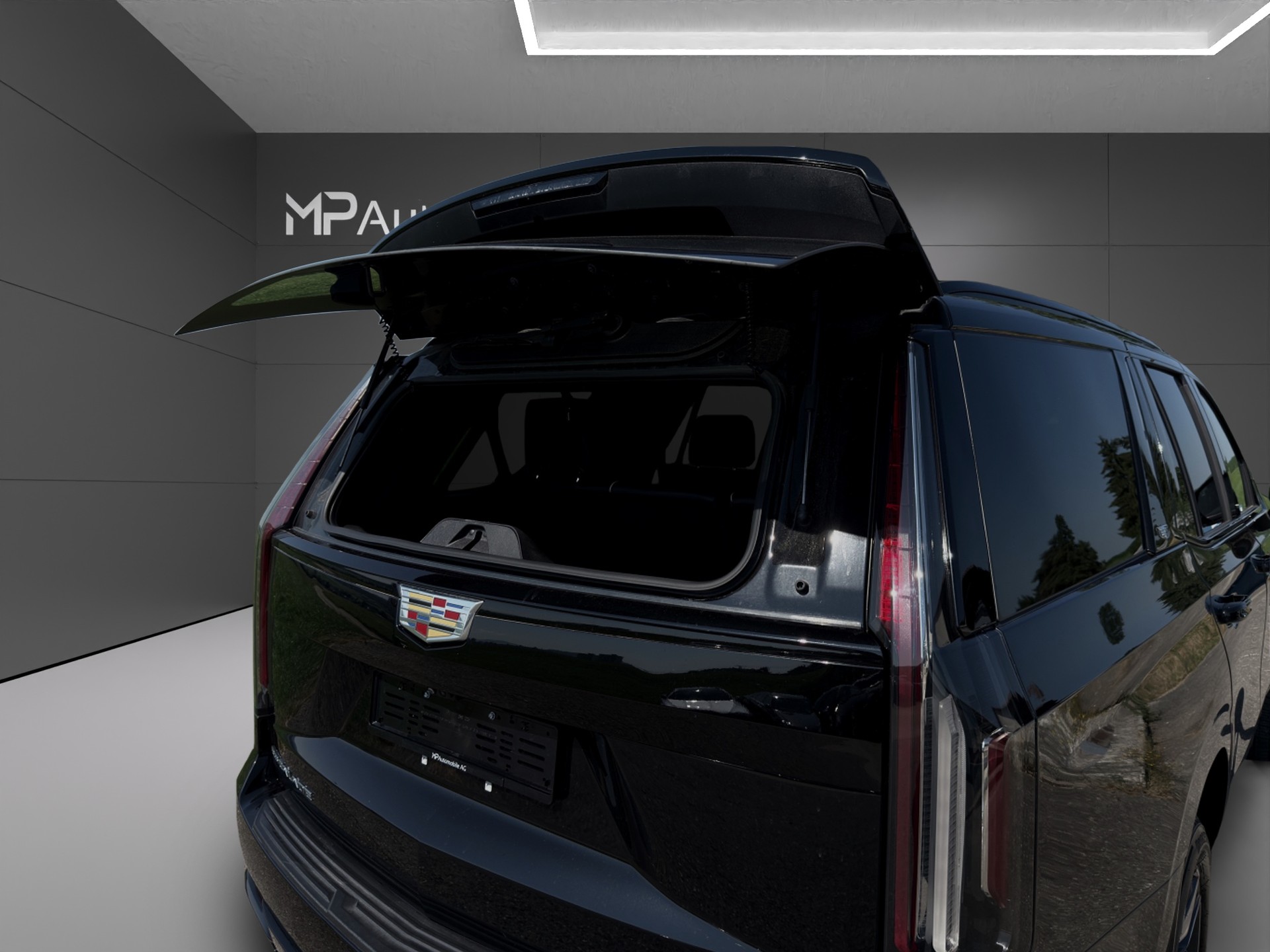 CADILLAC 6.2 V8 Platinum Automatic-image-4