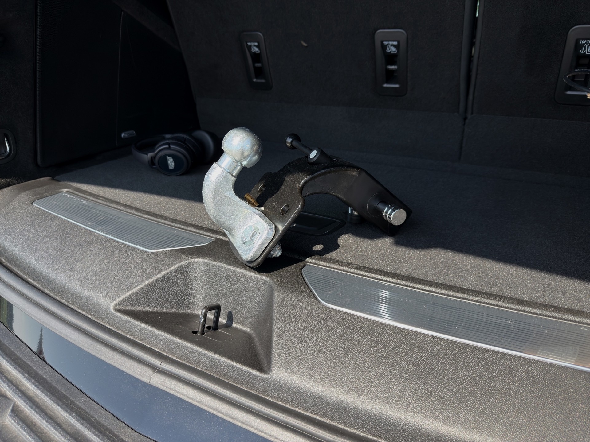 CADILLAC 6.2 V8 Platinum Automatic-image-17