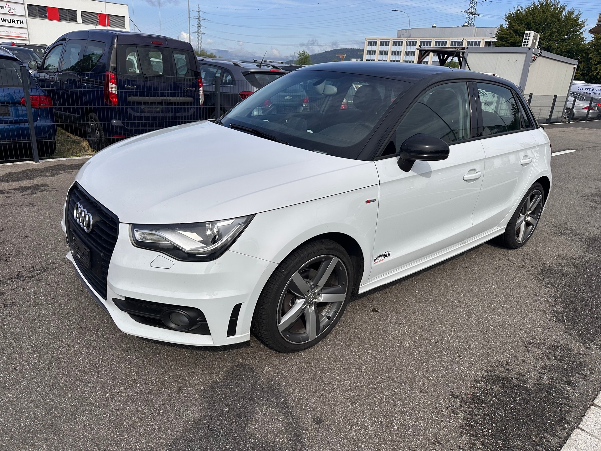 AUDI A1 Sportback 1.2 TFSI S-Line-image-0