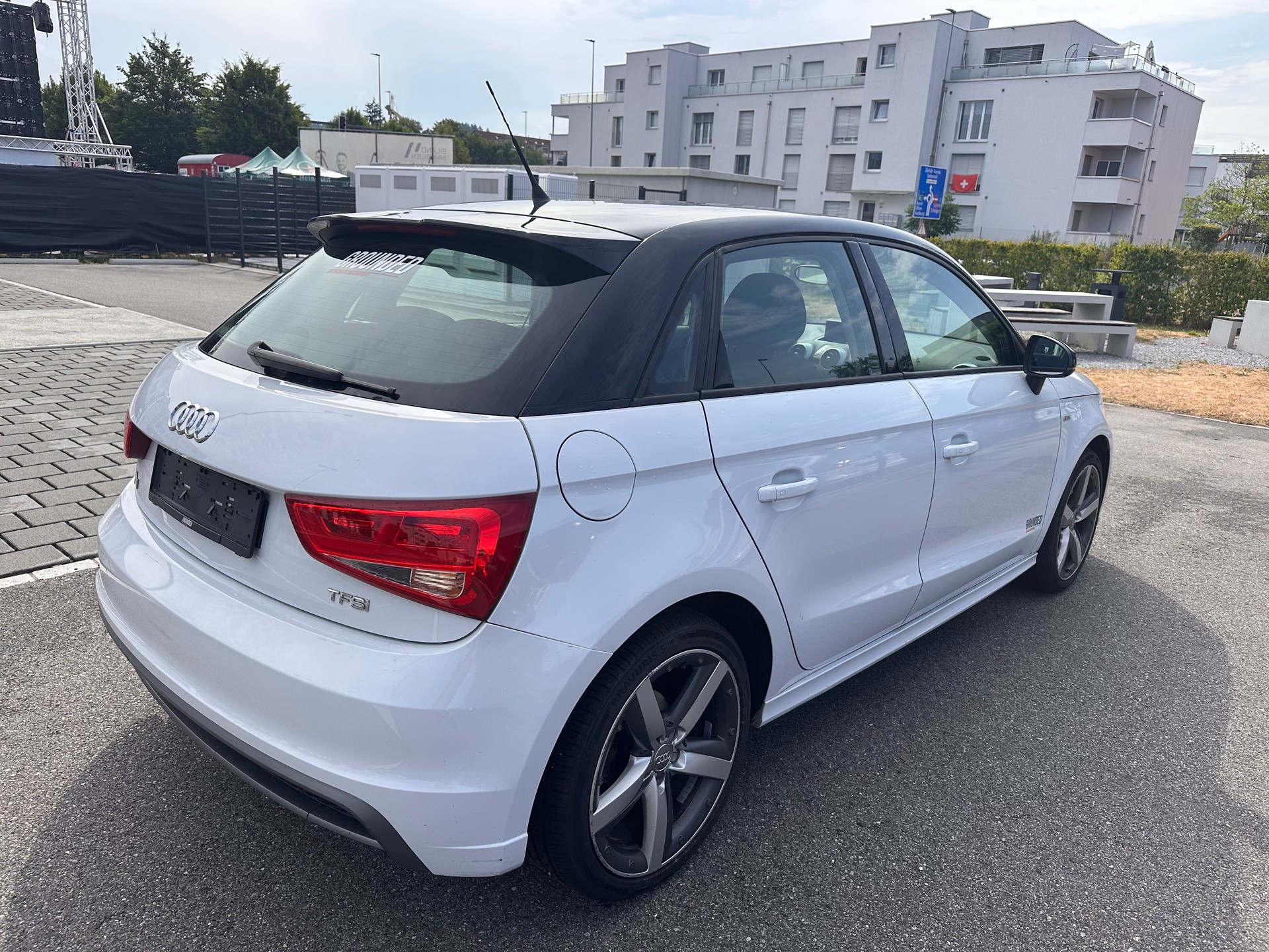 AUDI A1 Sportback 1.2 TFSI S-Line-image-3