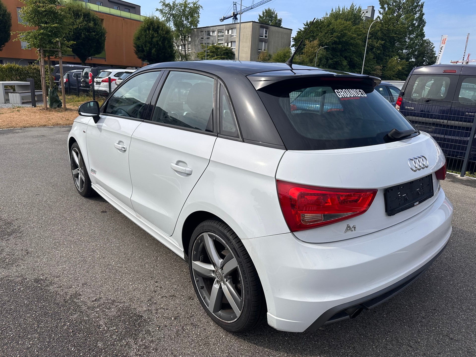 AUDI A1 Sportback 1.2 TFSI S-Line-image-5