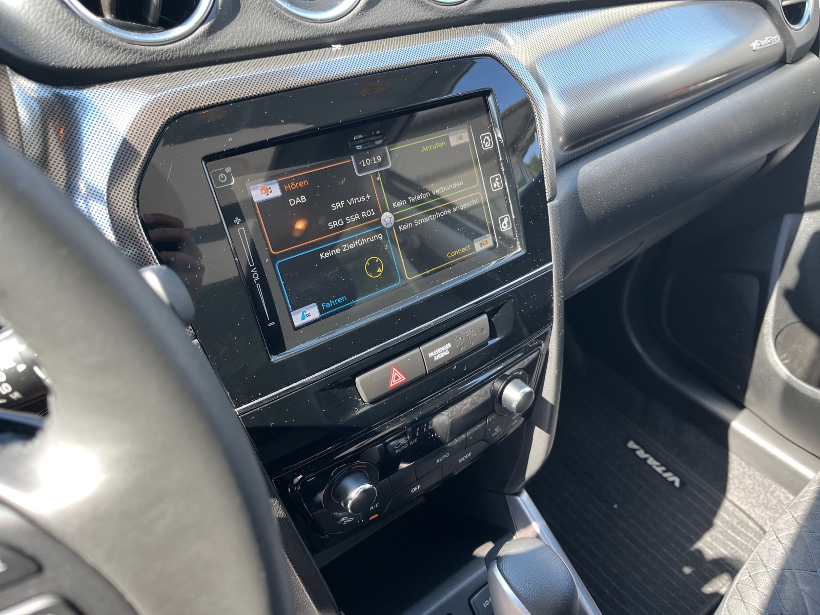 SUZUKI Vitara 1.4 T Compact Top Hybrid 4x4-image-11