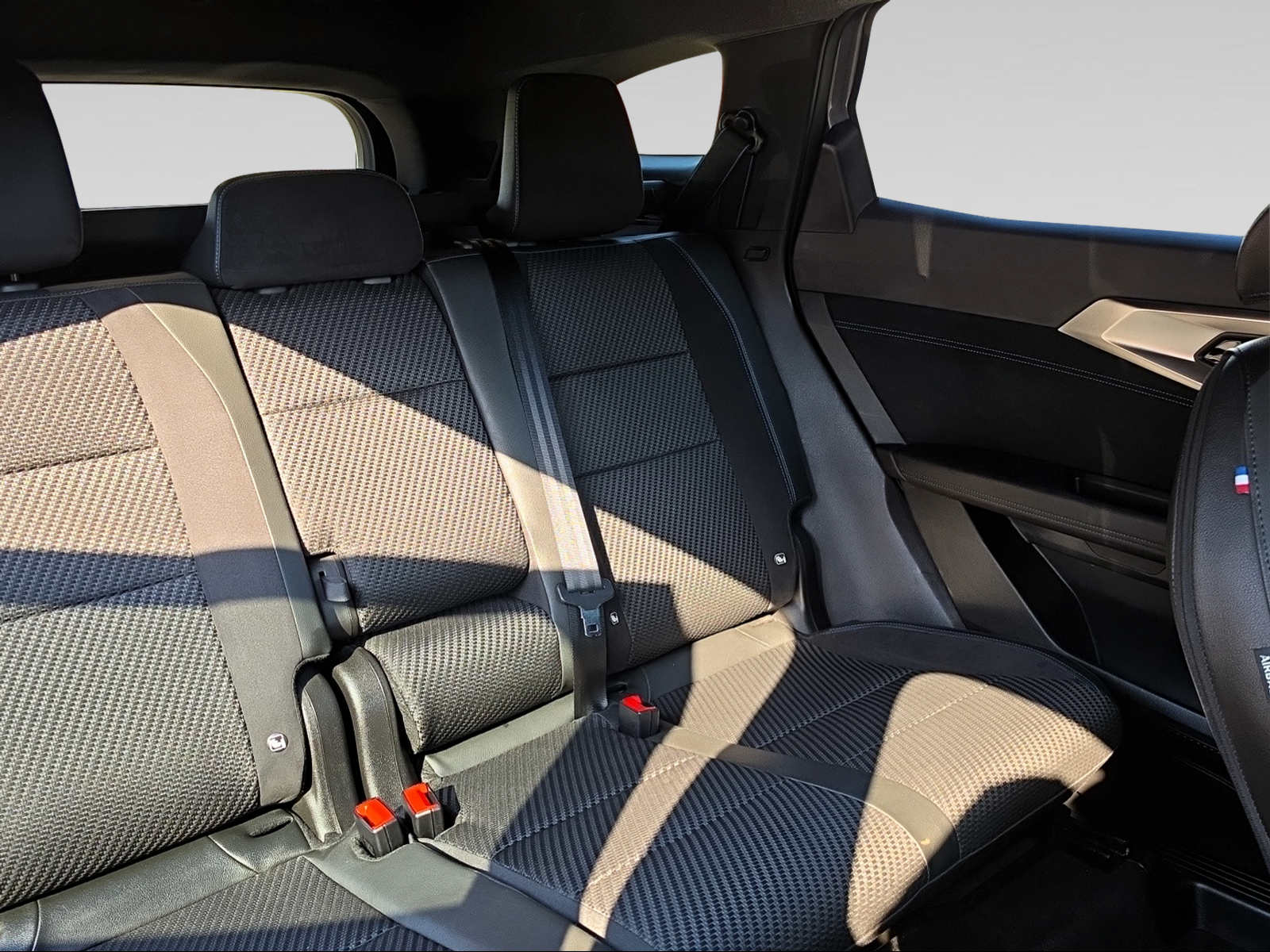 RENAULT Espace E-Tech Full Hybrid 200 esprit Alpine-image-11
