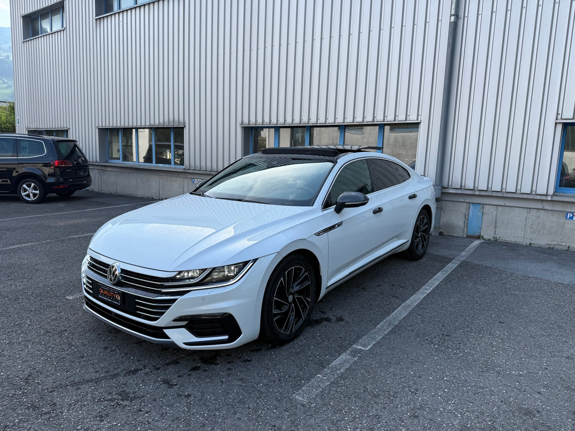 VW Arteon 2.0 TDI BMT R-Line DSG-showroom-element-2