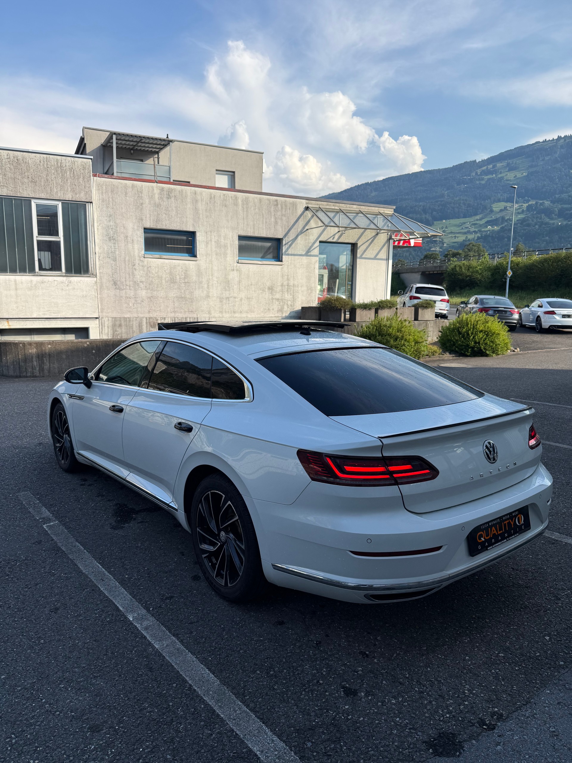 VW Arteon 2.0 TDI BMT R-Line DSG-image-24