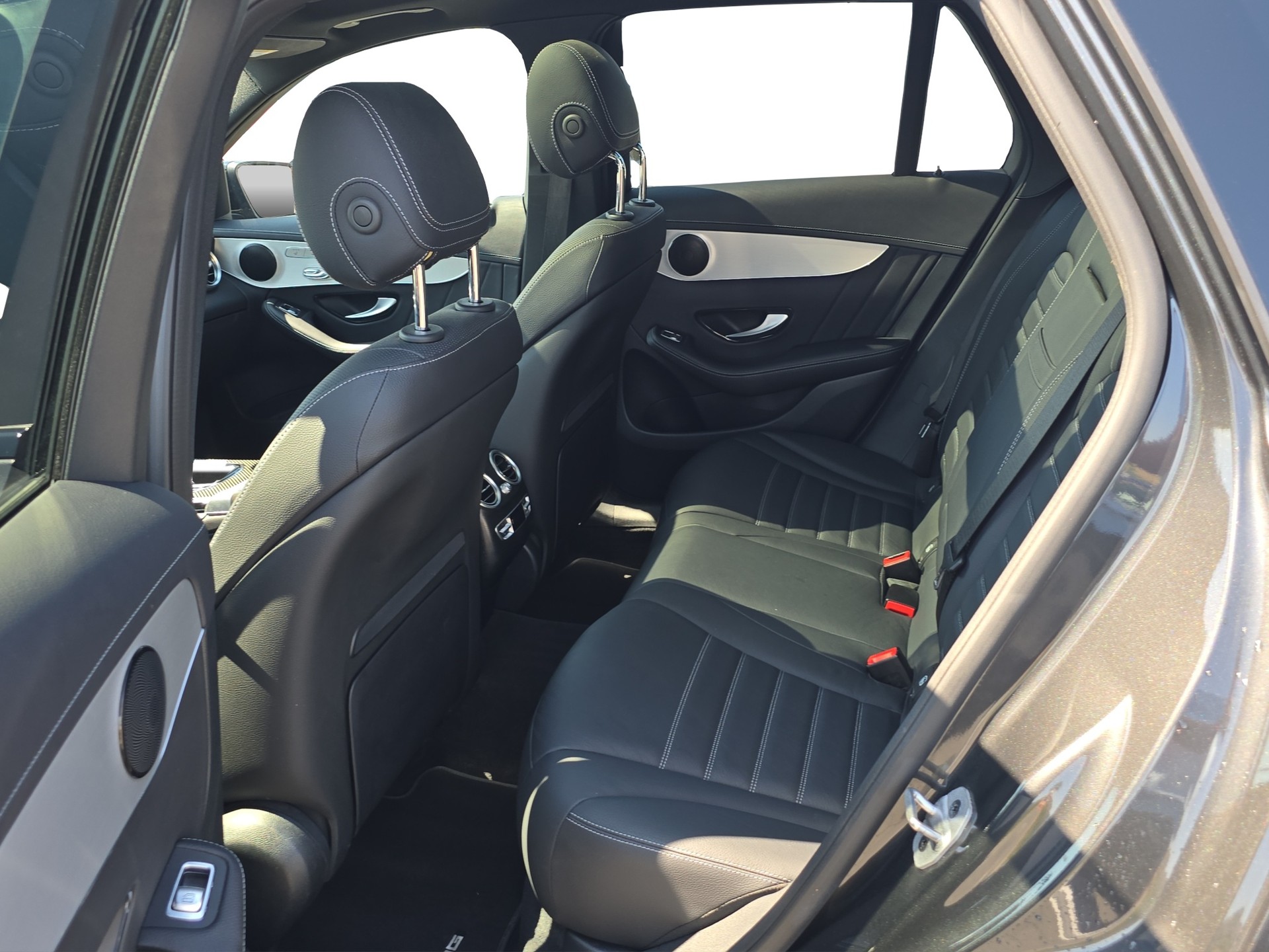 MERCEDES-BENZ GLC 400 d 4Matic AMG Line 9G-Tronic-image-9