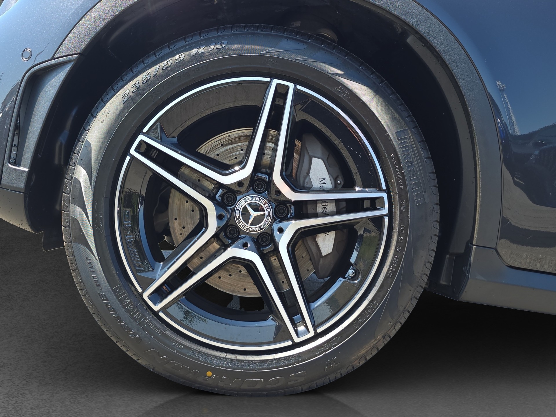 MERCEDES-BENZ GLC 400 d 4Matic AMG Line 9G-Tronic-image-11