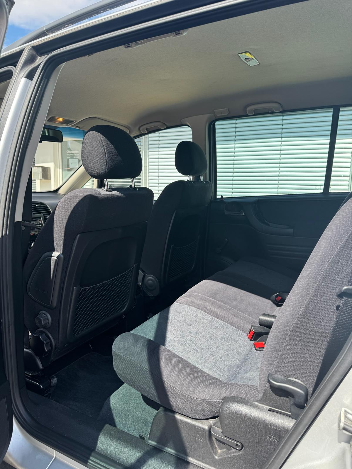 OPEL Zafira 2.2i 16V Elegance-image-10