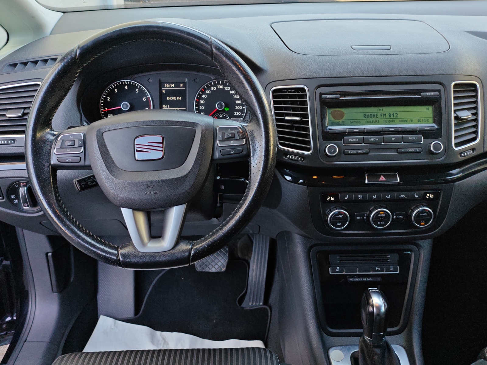 SEAT Alhambra 2.0 TSI Style Viva DSG [Expertise du jour + Garantie 12 mois + Service & Immat. Offerts]-image-10