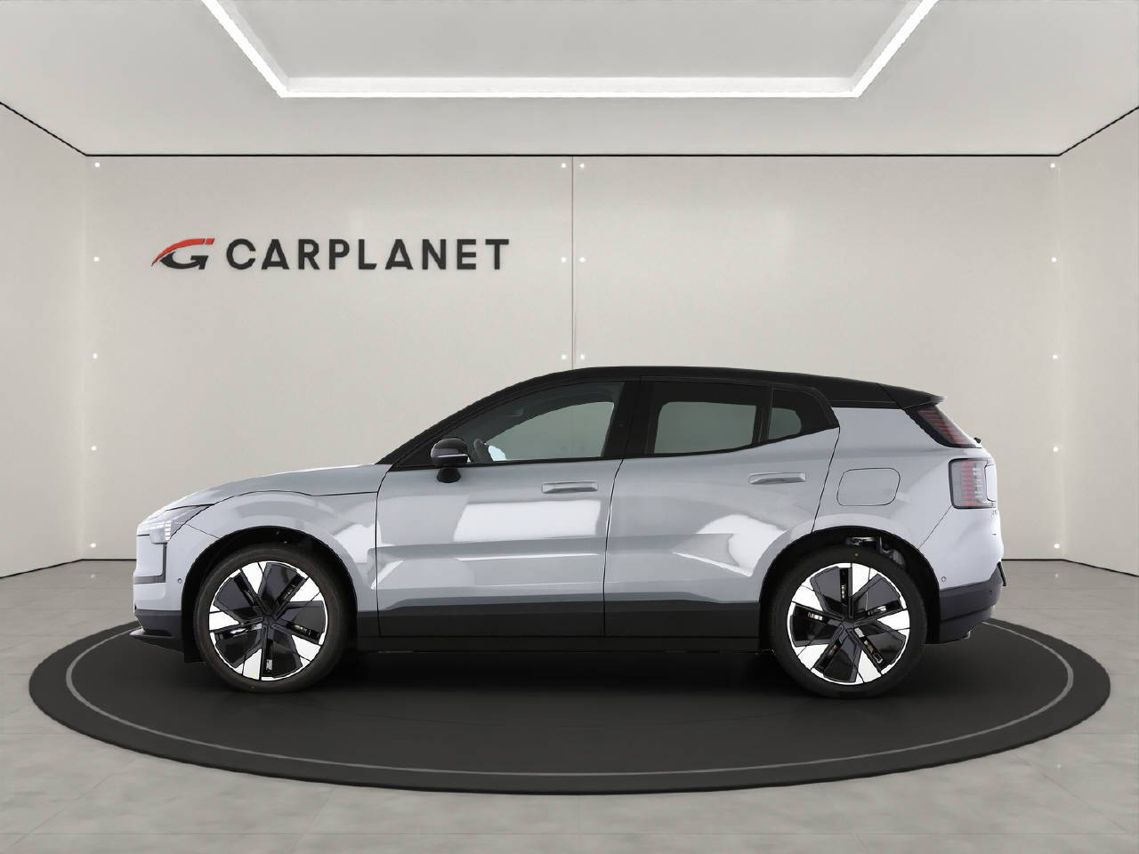 VOLVO EX30 E60 Twin Ultra Performance AWD-image-1