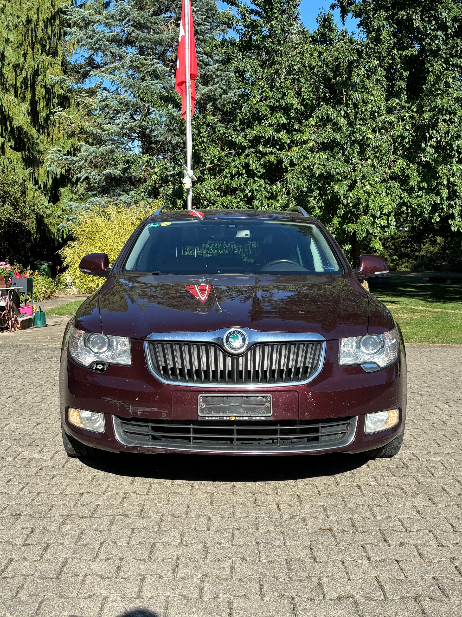 SKODA Superb Combi 3.6 FSI Elegance 4x4 DSG-image-1
