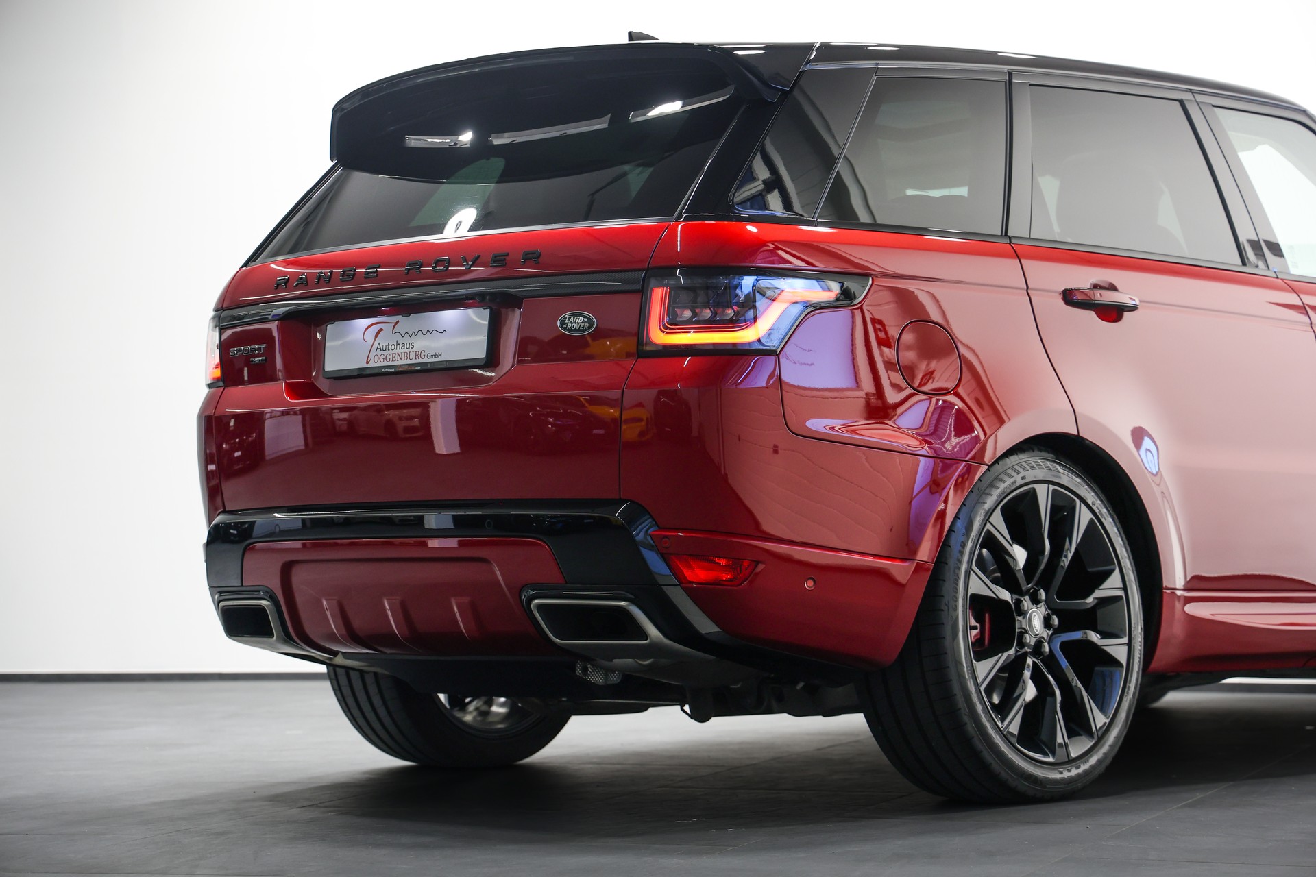 LAND ROVER Range Rover Sport D350 3.0D I6 MHEV HST Automatic *CH-Fahrzeug*-image-14