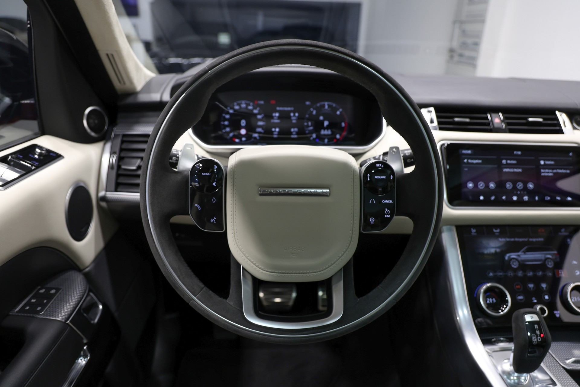 LAND ROVER Range Rover Sport D350 3.0D I6 MHEV HST Automatic *CH-Fahrzeug*-image-22