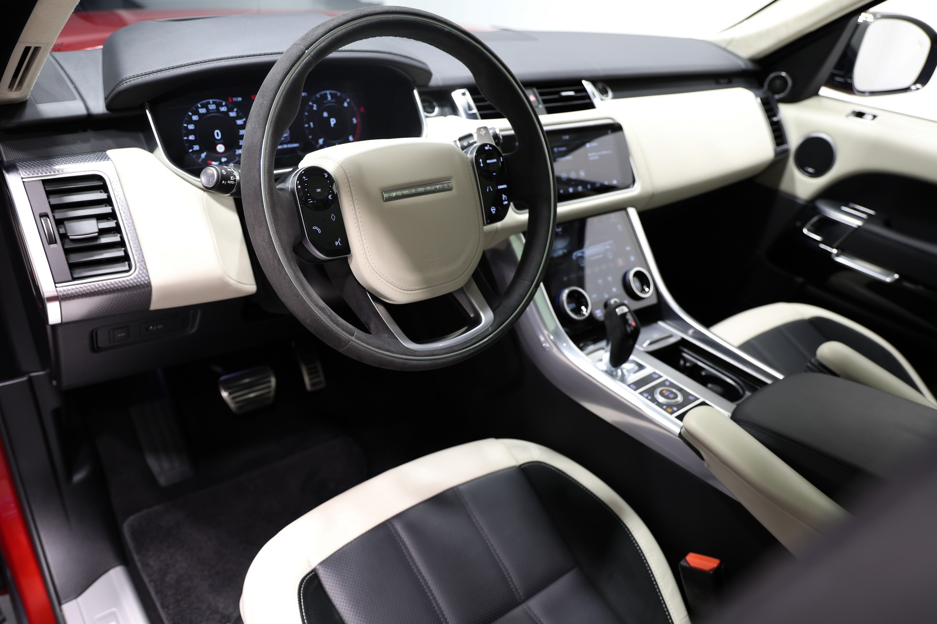 LAND ROVER Range Rover Sport D350 3.0D I6 MHEV HST Automatic *CH-Fahrzeug*-image-16