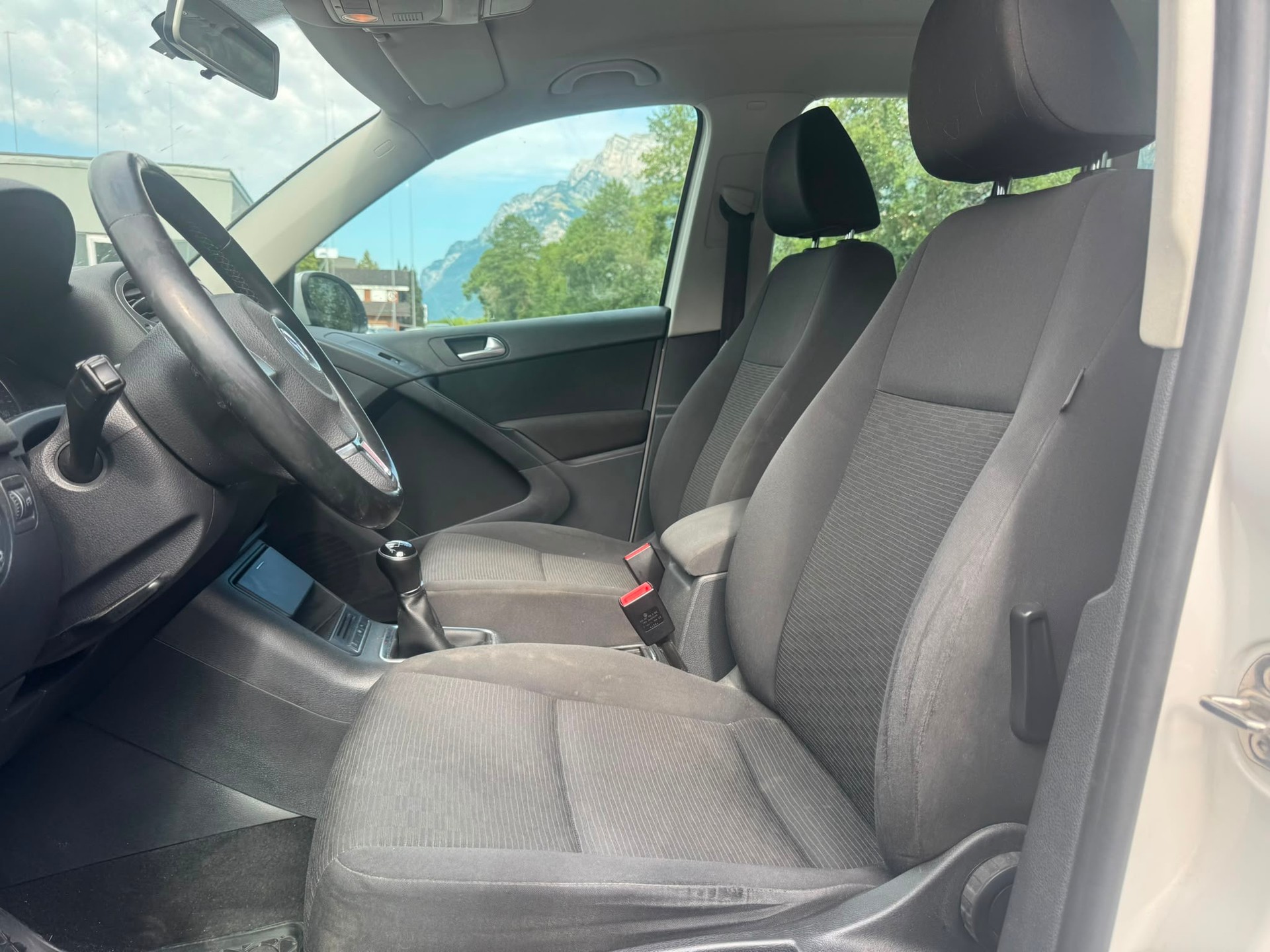 VW Tiguan 1.4 TSI Sport&Style 4Motion-image-7