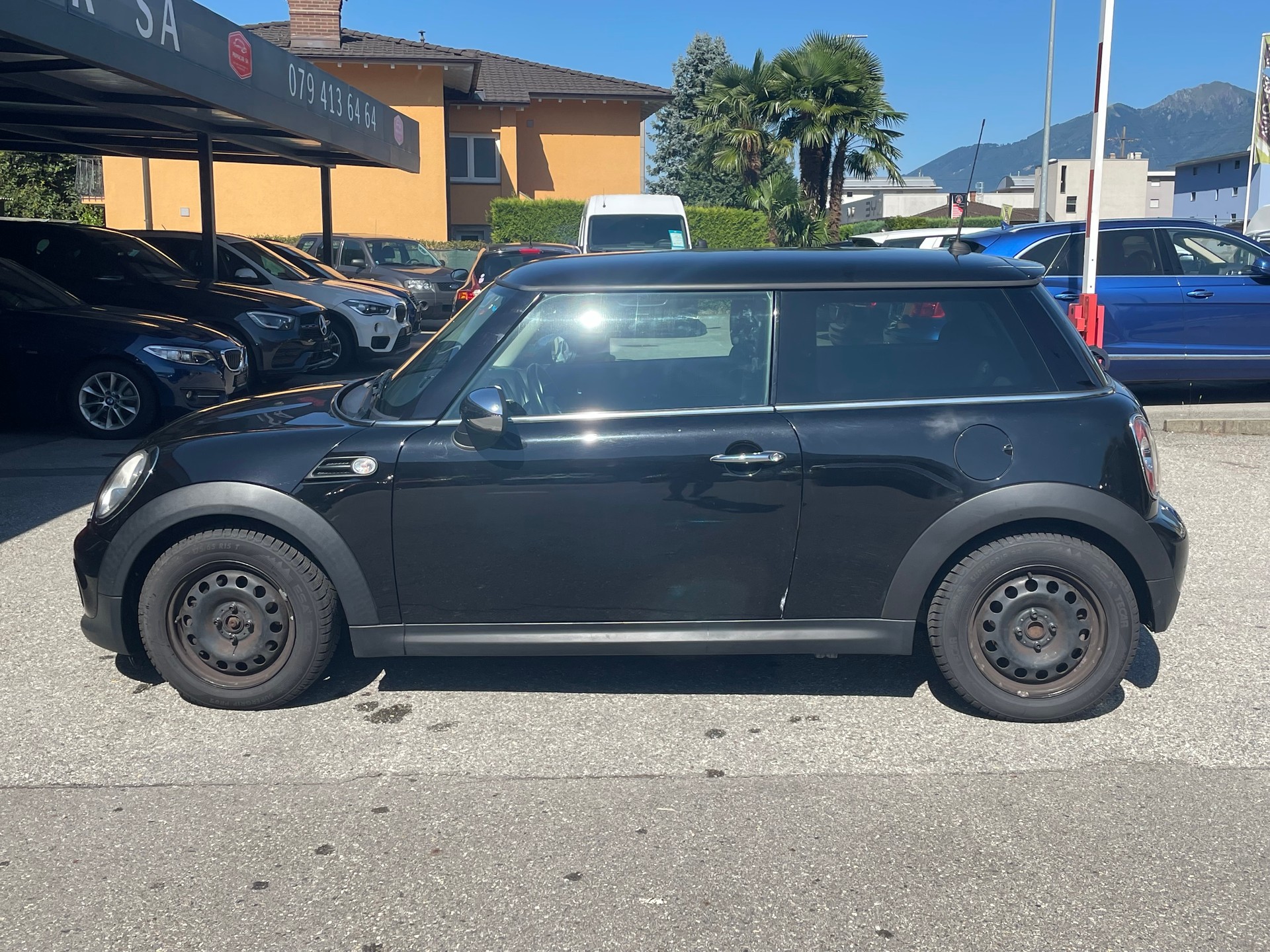 MINI One-image-3