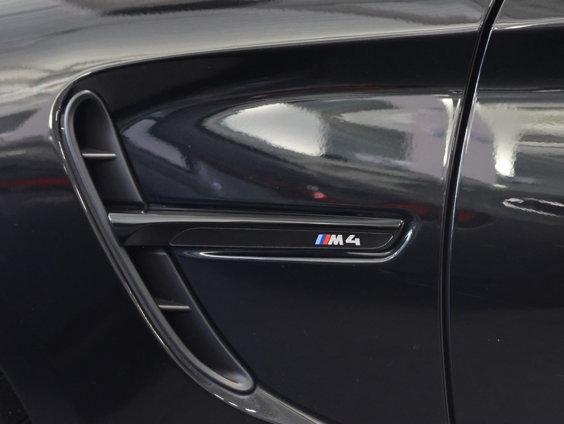 BMW M4 Coupé Competition *Harman&Kardon* *Rückfahrkamera* *Sitzheizung*-image-11