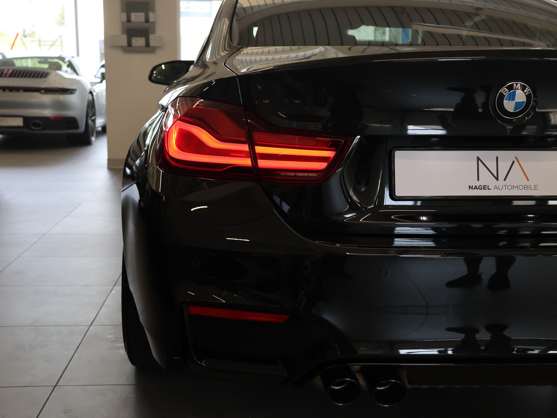 BMW M4 Coupé Competition *Harman&Kardon* *Rückfahrkamera* *Sitzheizung*-image-30
