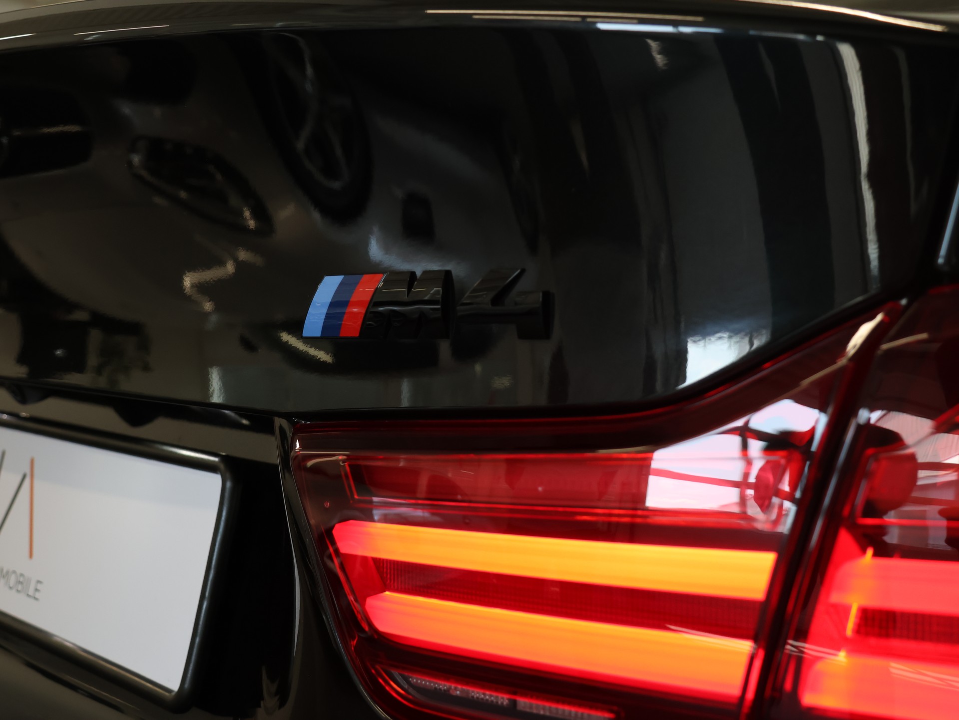BMW M4 Coupé Competition *Harman&Kardon* *Rückfahrkamera* *Sitzheizung*-image-31