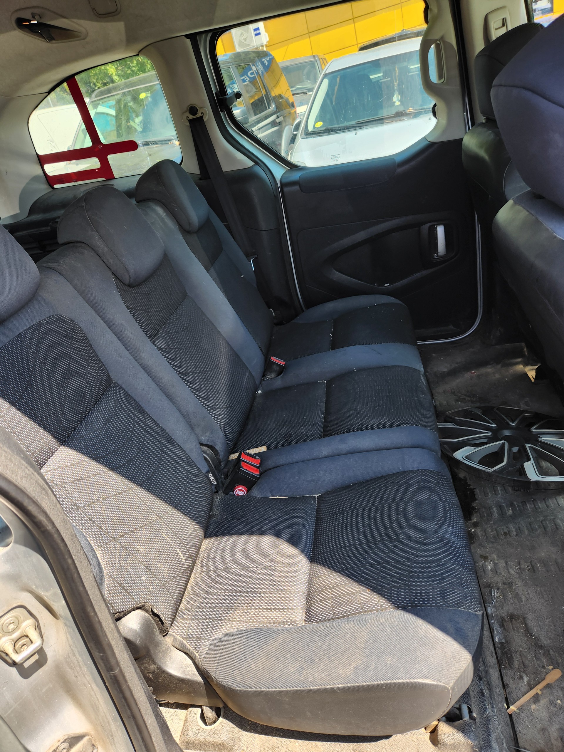 PEUGEOT Partner 1.6 HDI Trendy Clim (Pack)-image-4