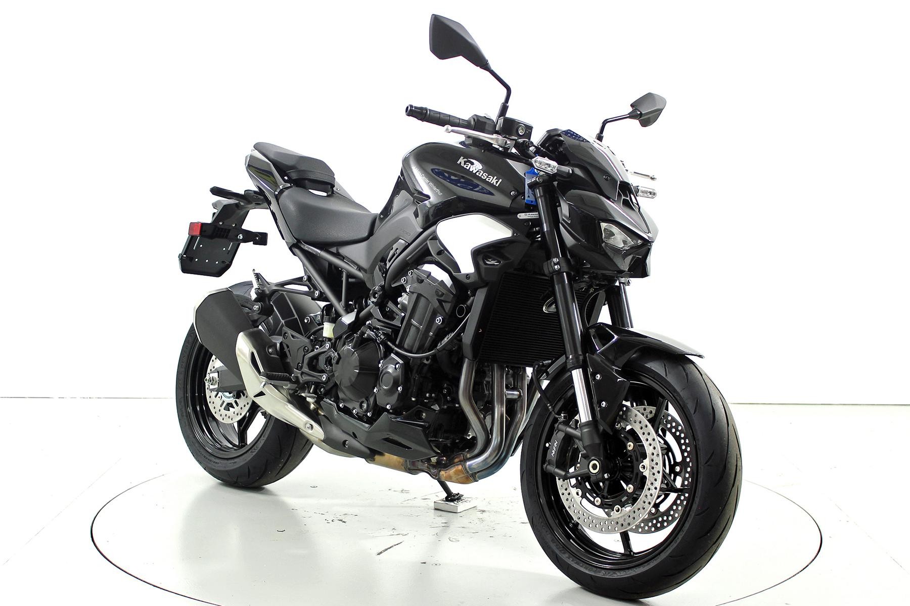 KAWASAKI Z 900 ABS-showroom-element-1