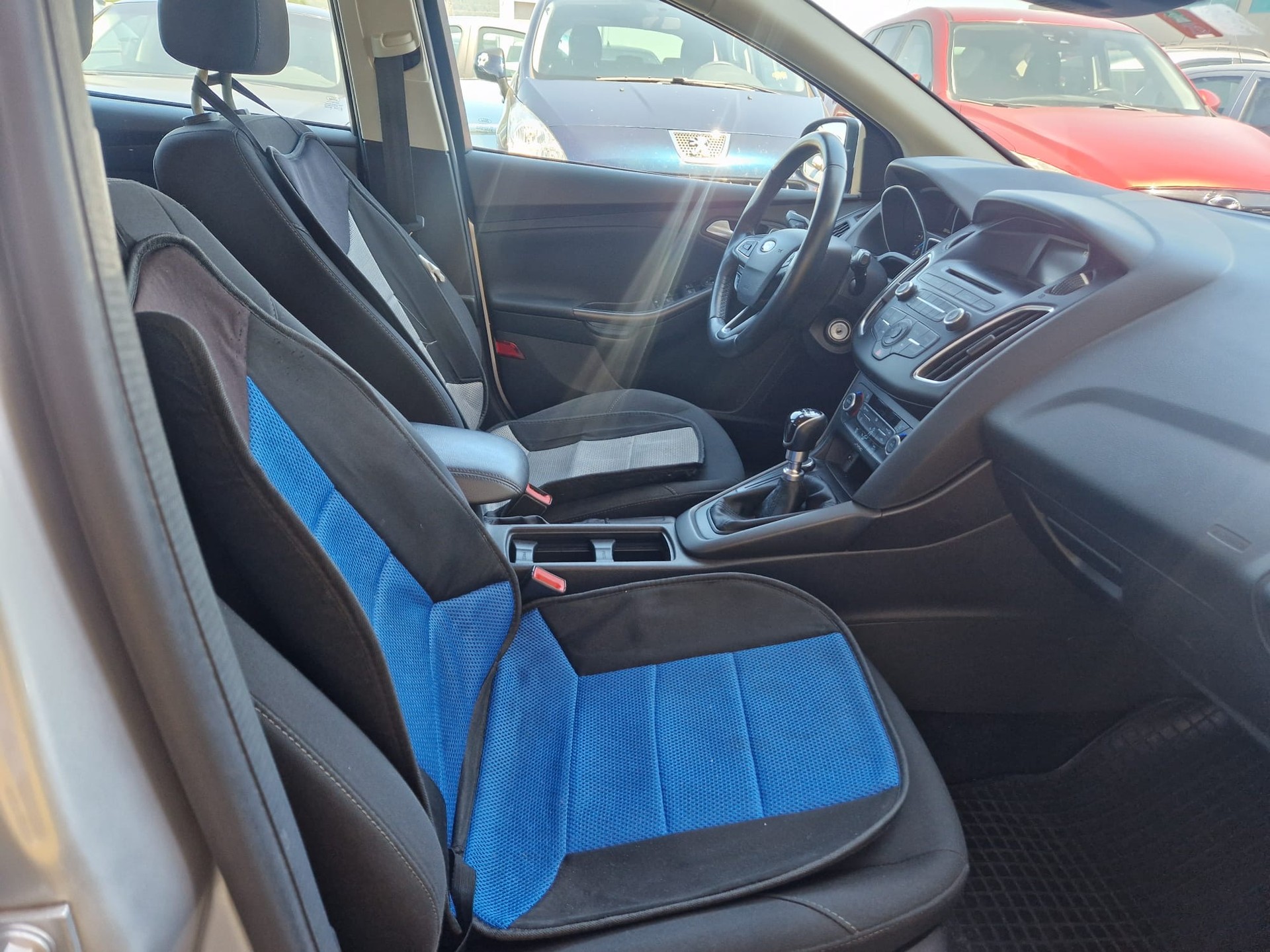 FORD Focus 1.5 TDCi ST Line PowerShift-image-8