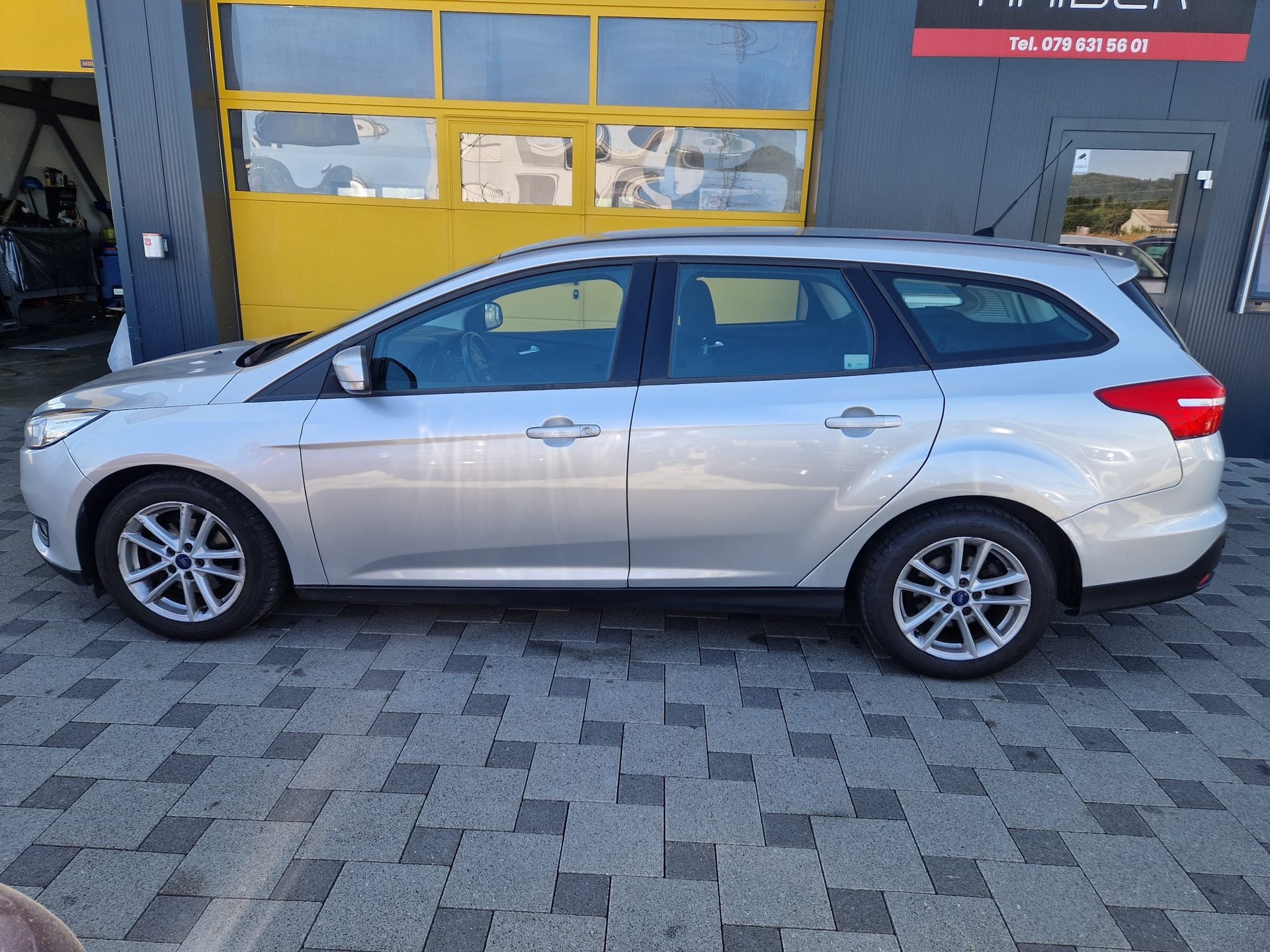 FORD Focus 1.5 TDCi ST Line PowerShift-image-6